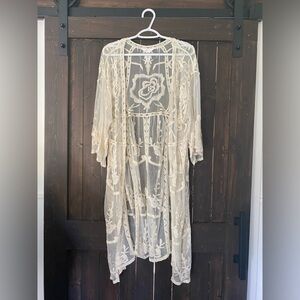 LC Lauren Conrad Lace Coverup/Kimono